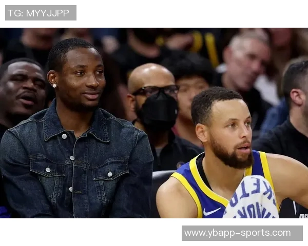 库明加拒绝夏季球员聚会巴特勒称赞他是头号粉丝 库明加拒绝夏季球员聚会巴特勒称赞他是头号粉丝