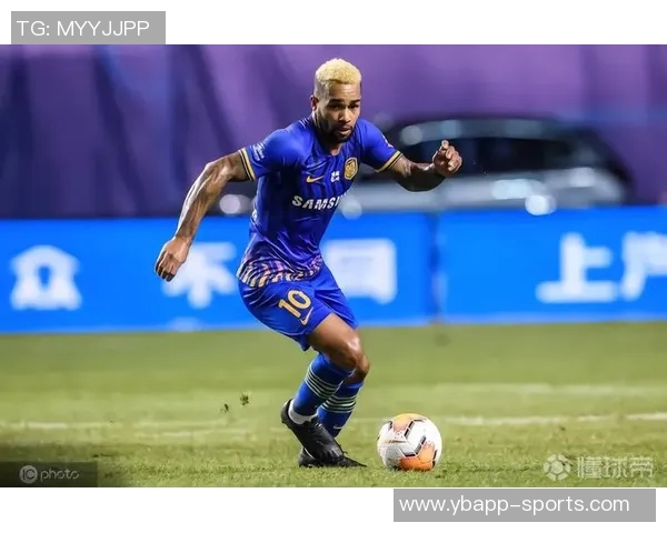 莱奥晒照质疑美队进球被吹与帕尔马争议进球判罚不公引发热议